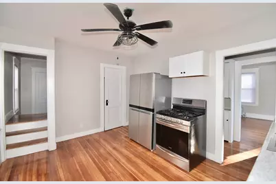 34 Castle St, Springfield, MA 01118 - Photo 15