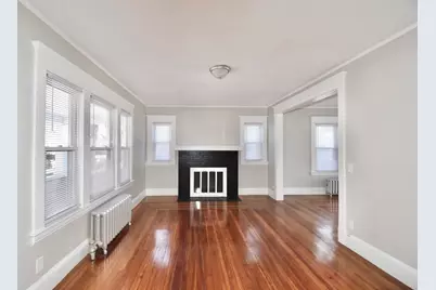 34 Castle St, Springfield, MA 01118 - Photo 11