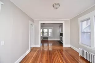 34 Castle St, Springfield, MA 01118 - Photo 7