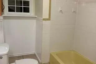 85 Ford St, Methuen, MA 01844 - Photo 3