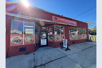 548 South St, Holyoke, MA 01040 - Photo 1