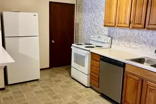 331-333 E Main St, Orange, MA 01364 - Photo 9