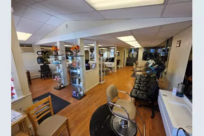 23 Lowell St, Methuen, MA 01844 - Photo 9