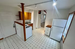 17 Hudson St, Marlborough, MA 01752 - Photo 5