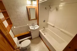 17 Hudson St, Marlborough, MA 01752 - Photo 9