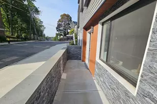 64 Alpine St, Boston, MA 02119 - Photo 15