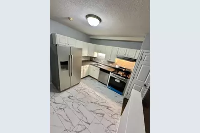 363 Hildreth #11, Lowell, MA 01850 - Photo 7