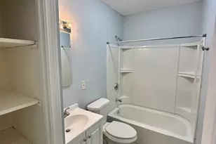 363 Hildreth, Lowell, MA 01850 - Photo 3