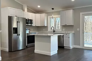102 Wells Rd, Becket, MA 01223 - Photo 5