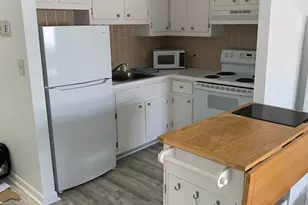 18 Glencoe St, Boston, MA 02135 - Photo 5