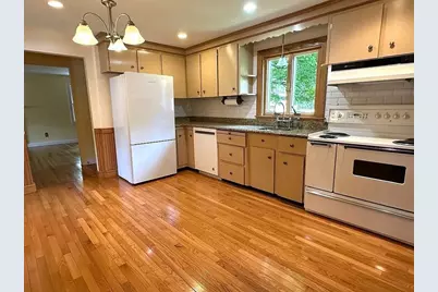 115 Parker Rd, Wellesley, MA 02482 - Photo 5