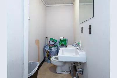 525 Chelmsford St, Lowell, MA 01851 - Photo 11
