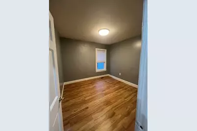 10 Essex St #1, Brockton, MA 02301 - Photo 7