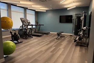 466 River St, Boston, MA 02126 - Photo 9