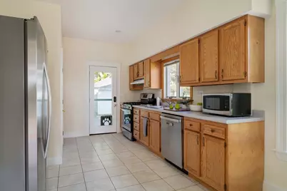 87 College Ave #87, Medford, MA 02155 - Photo 17