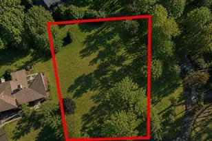 64 Magnolia Cir, Longmeadow, MA 01106 - Photo 3