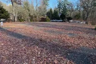 64 Magnolia Cir, Longmeadow, MA 01106 - Photo 15