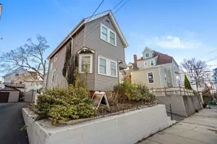 7 Sidney Ave, Lynn, MA 01902 - Photo 15