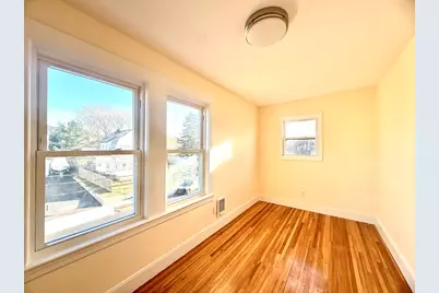 135 Independence Ave #3, Quincy, MA 02169 - Photo 1