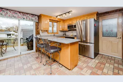 107 & 107R Walker, Swansea, MA 02777 - Photo 7