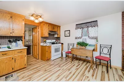 107 & 107R Walker, Swansea, MA 02777 - Photo 9