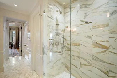 381 Beacon Street, Boston, MA 02116 - Photo 9