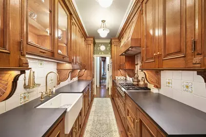 381 Beacon Street, Boston, MA 02116 - Photo 15