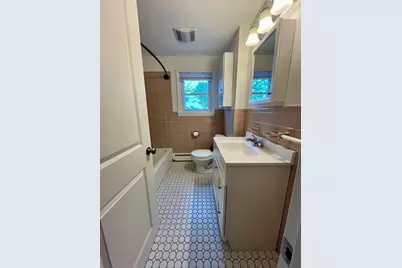 18 Guernsey Street #2, Marblehead, MA 01945 - Photo 17