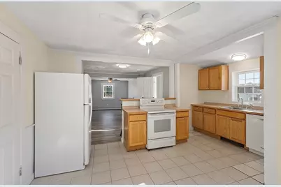 88 Baker St, Gardner, MA 01440 - Photo 9