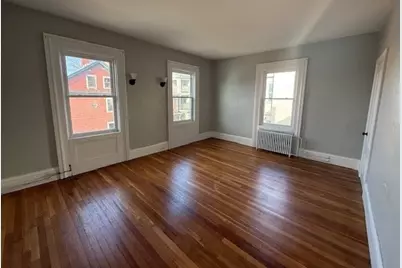 199 Purchase St #2, Fall River, MA 02721 - Photo 3