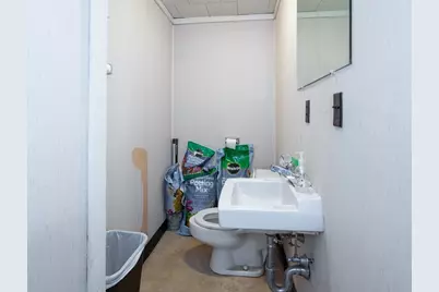 525 Chelmsford St, Lowell, MA 01851 - Photo 9