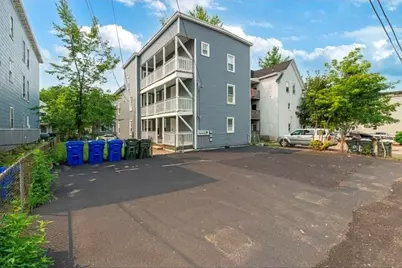 320 Cedar St #2, Manchester, NH 03013 - Photo 5