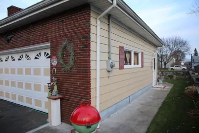 60 Aetna, Somerset, MA 02726 - Photo 29