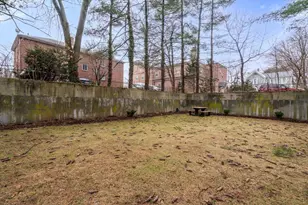 995 Massachusetts Ave, Arlington, MA 02476 - Photo 21