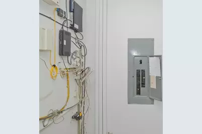 168 Worthington Street, Springfield, MA 01103 - Photo 13