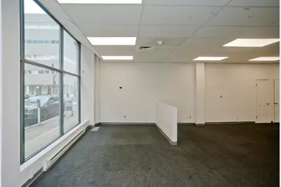 168 Worthington Street, Springfield, MA 01103 - Photo 3