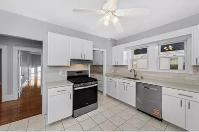 14 Saint Marys Street #2, Watertown, MA 02472 - Photo 5