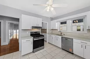 14 St Marys St, Watertown, MA 02472 - Photo 5