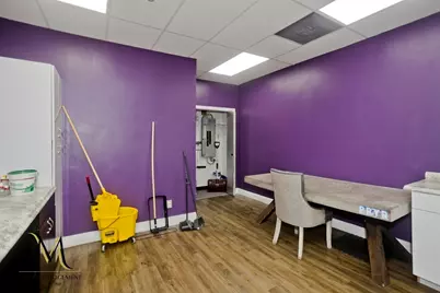 1611 Main Street, Springfield, MA 01103 - Photo 13