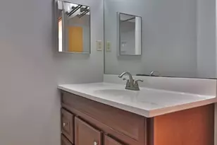 1850 Beacon St, Brookline, MA 02445 - Photo 21