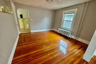 19 Forest Ave, Everett, MA 02149 - Photo 5