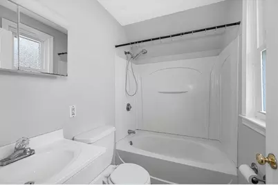 16 Epping Street #3, Lowell, MA 01852 - Photo 5