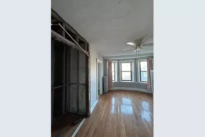 285 Lynn Shore Dr #308, Lynn, MA 01902 - Photo 3