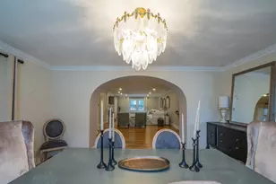 642 Centre St, Newton, MA 02458 - Photo 11