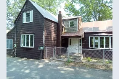 10 Oak Rd, Middleton, MA 01949 - Photo 1