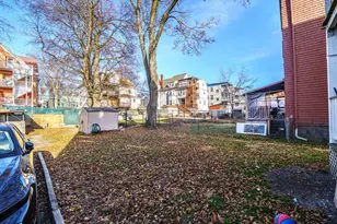 19 Nightingale St, Boston, MA 02124 - Photo 35