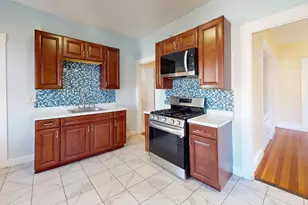 19 Nightingale St, Boston, MA 02124 - Photo 5