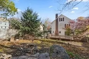 21 Edwards St, Southbridge, MA 01550 - Photo 33