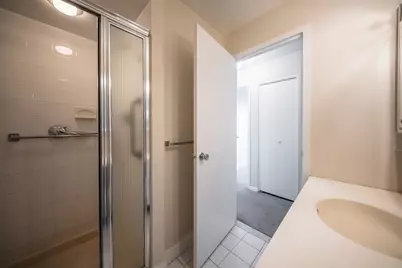 1002 Paradise Rd #PHE, Swampscott, MA 01907 - Photo 19