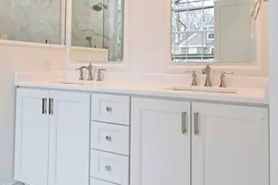 66 Pleasant St, Marblehead, MA 01945 - Photo 13